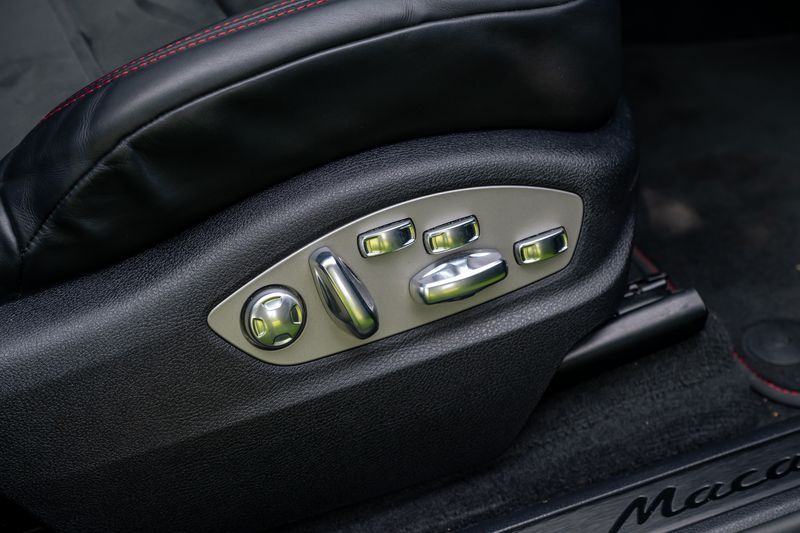 Porsche Macan 2.9T V6 GTS PDK 4WD