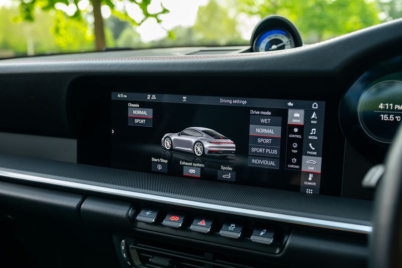 Porsche 911 (992) Carrera S PDK