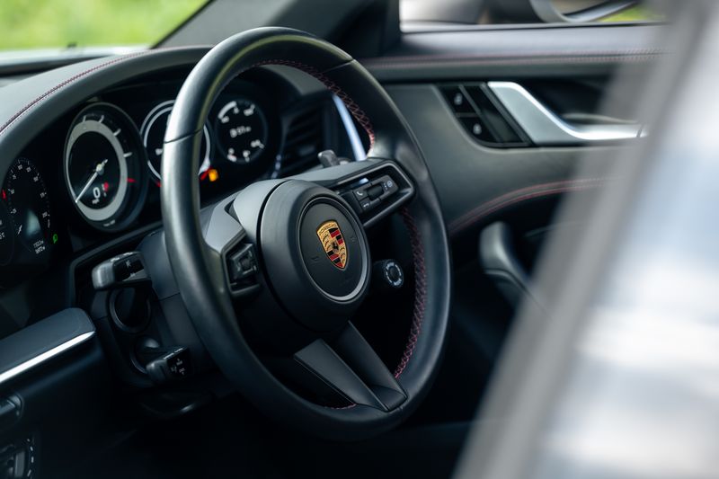 Porsche 911 (992) Carrera S PDK