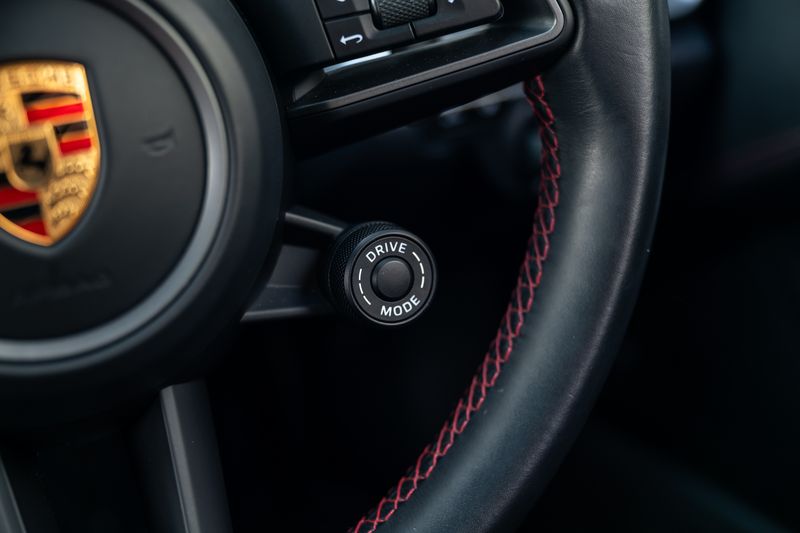 Porsche 911 (992) Carrera S PDK