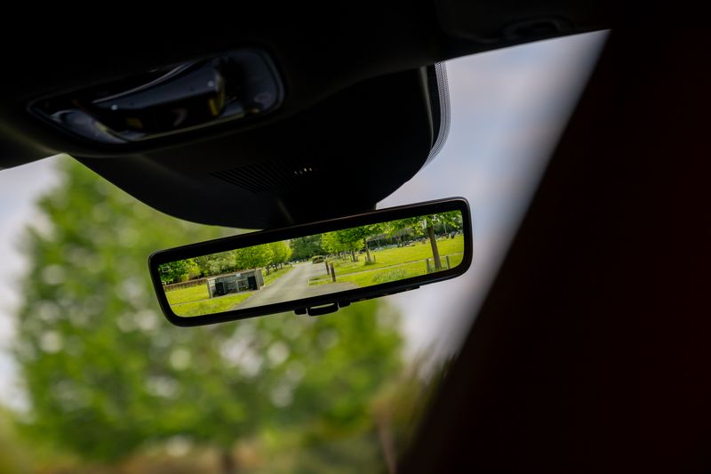 Ferrari Purosangue 6.5 V12 F1 DCT 4WD