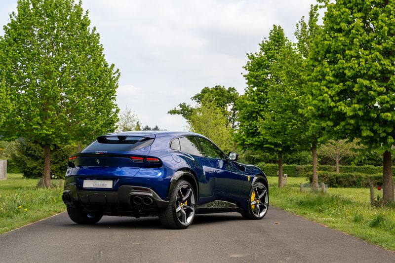 Ferrari Purosangue 6.5 V12 F1 DCT 4WD