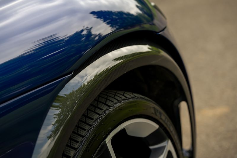 Ferrari Purosangue 6.5 V12 F1 DCT 4WD