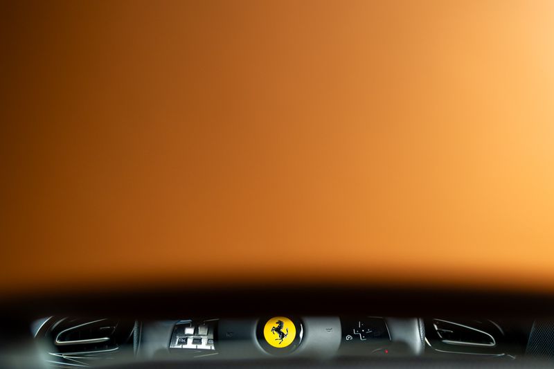 Ferrari Purosangue 6.5 V12 F1 DCT 4WD