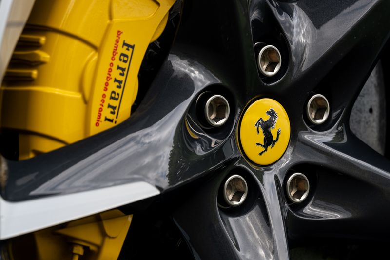 Ferrari Purosangue 6.5 V12 F1 DCT 4WD