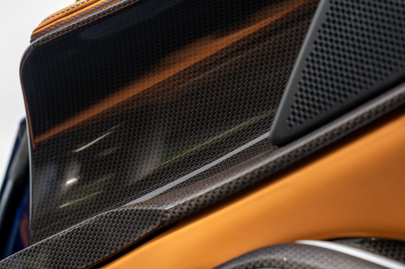 Ferrari Purosangue 6.5 V12 F1 DCT 4WD