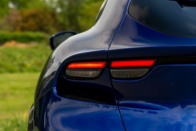 Ferrari Purosangue 6.5 V12 F1 DCT 4WD