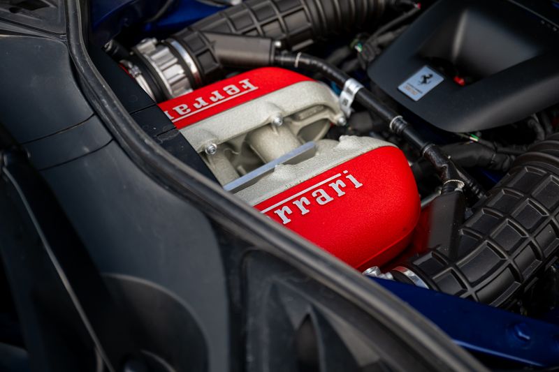 Ferrari Purosangue 6.5 V12 F1 DCT 4WD