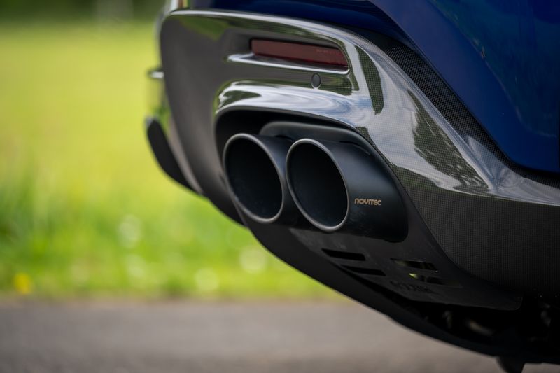 Ferrari Purosangue 6.5 V12 F1 DCT 4WD