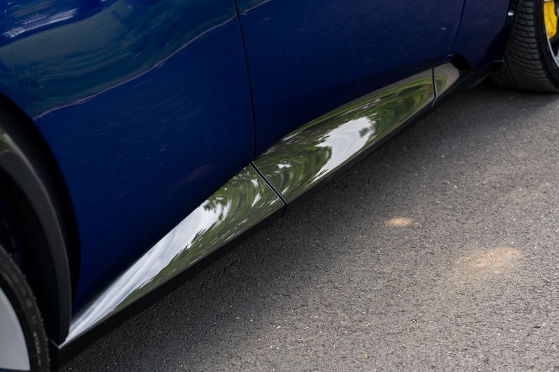 Ferrari Purosangue 6.5 V12 F1 DCT 4WD