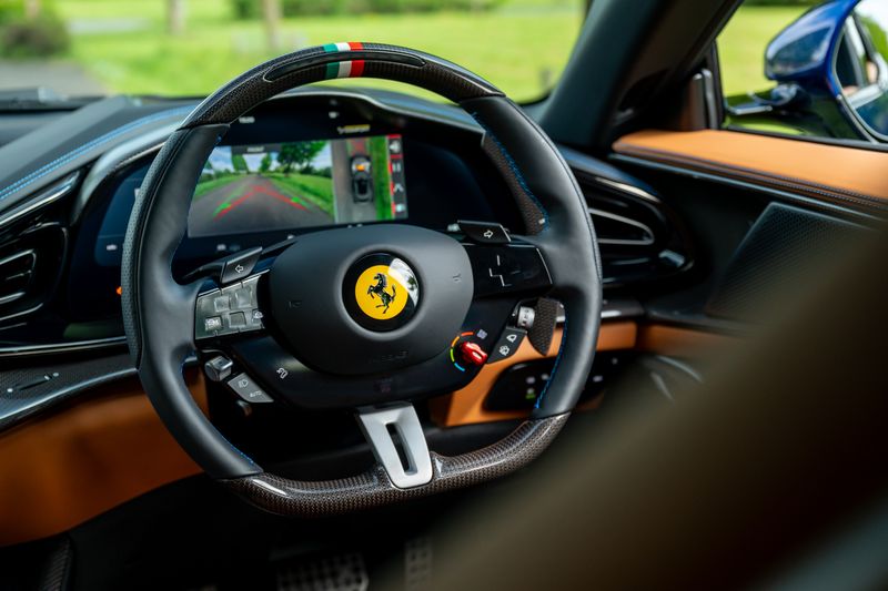 Ferrari Purosangue 6.5 V12 F1 DCT 4WD