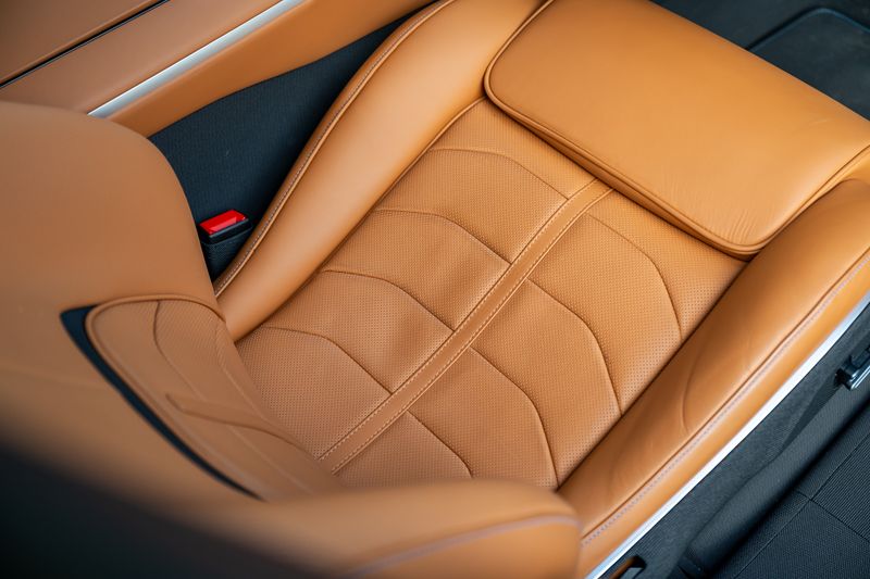 Ferrari Purosangue 6.5 V12 F1 DCT 4WD