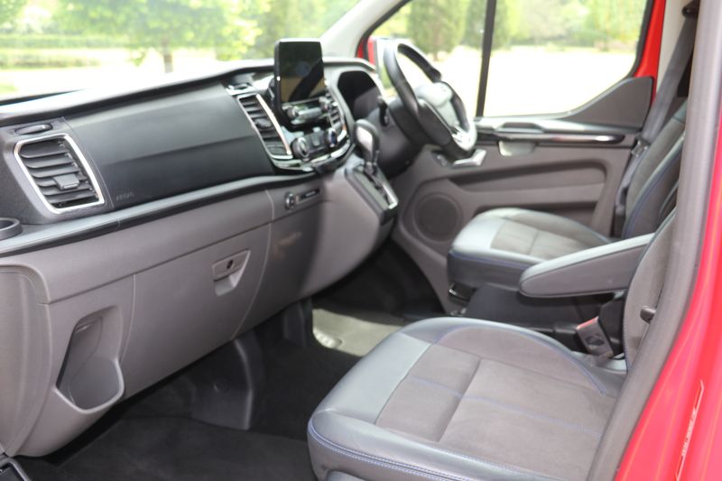 Ford Transit Custom LTD MS-RT Crew Van Double Cab (Auto)