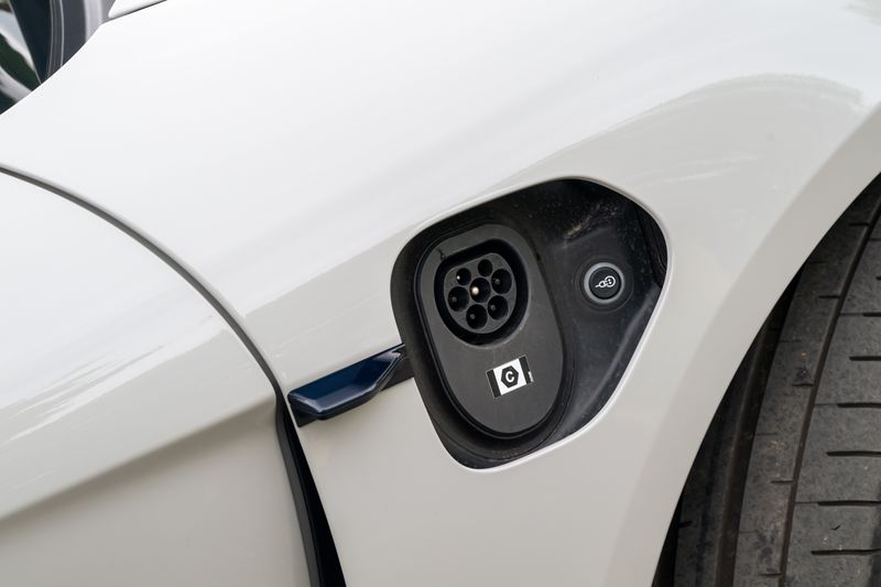 Porsche Taycan Performance Sport Turismo ( VAT Qualifying )