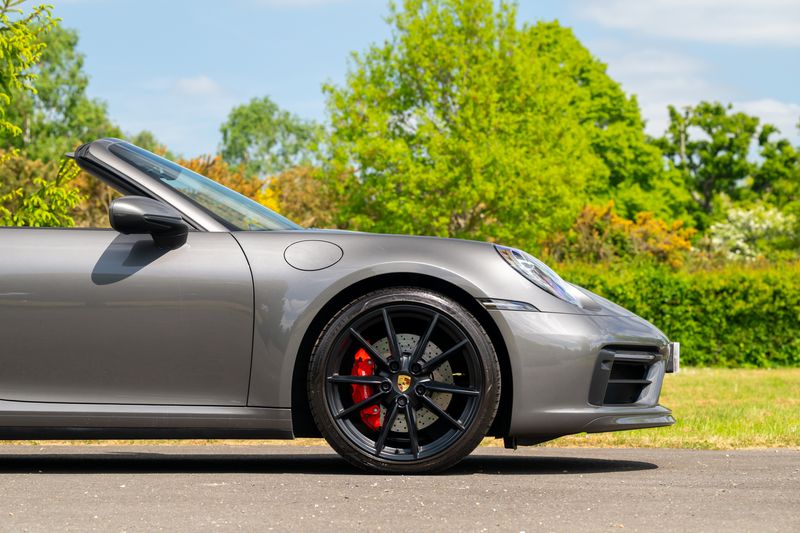 Porsche 911 (992) Carrera S Convertible PDK