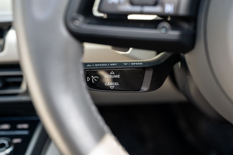 Porsche 911 (992) Carrera S Convertible PDK