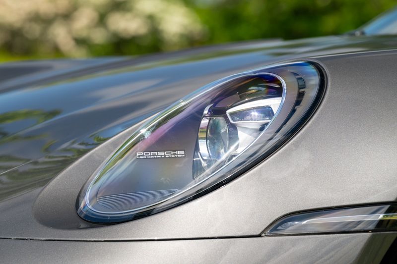 Porsche 911 (992) Carrera S Convertible PDK