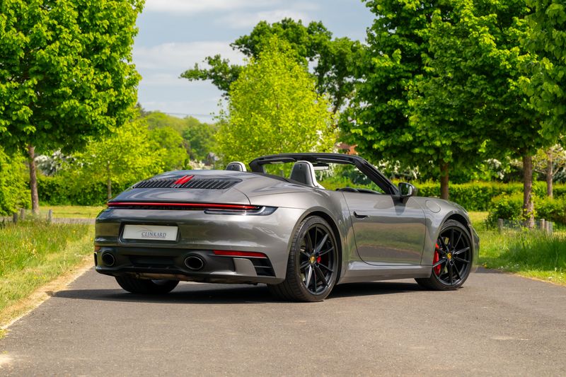 Porsche 911 (992) Carrera S Convertible PDK