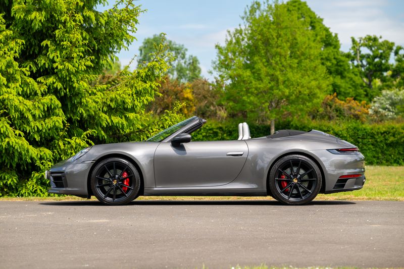 Porsche 911 (992) Carrera S Convertible PDK