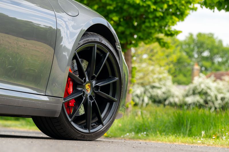 Porsche 911 (992) Carrera S Convertible PDK