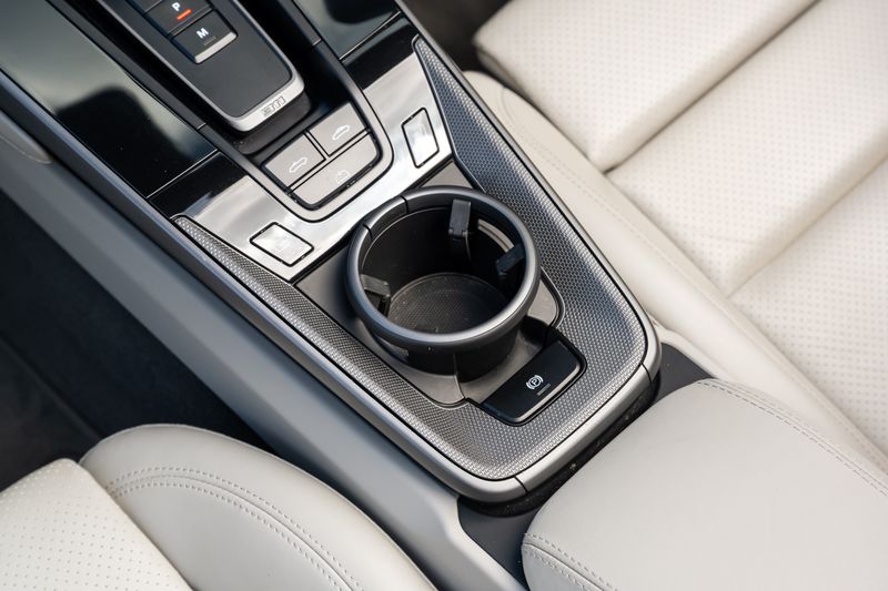 Porsche 911 (992) Carrera S Convertible PDK