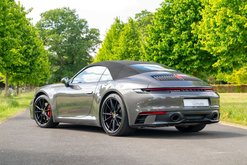 Porsche 911 (992) Carrera S Convertible PDK