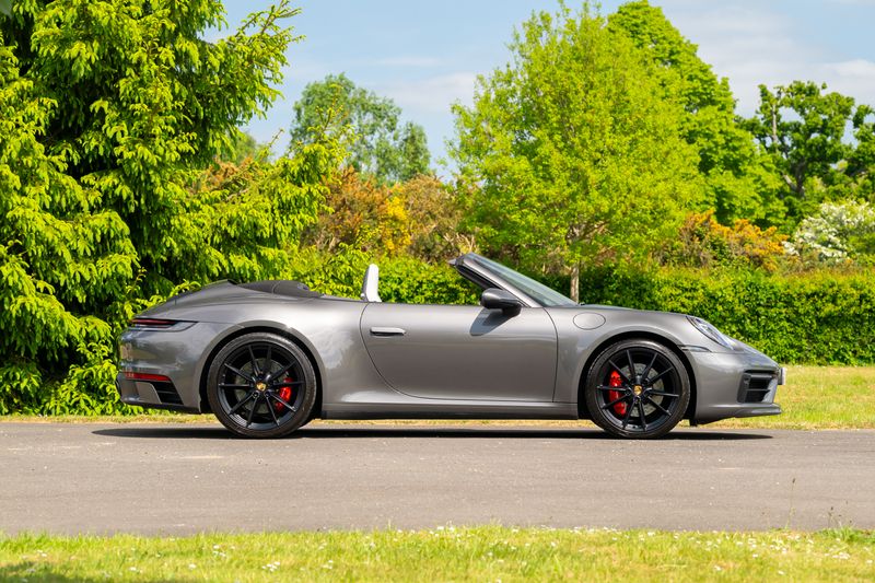 Porsche 911 (992) Carrera S Convertible PDK