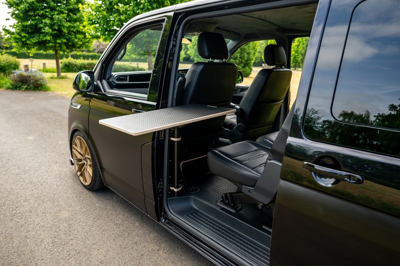 Volkswagen Transporter 2.0 TDI T32 Highline Kombi DSG FWD SWB