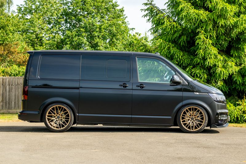 Volkswagen Transporter 2.0 TDI T32 Highline Kombi DSG FWD SWB