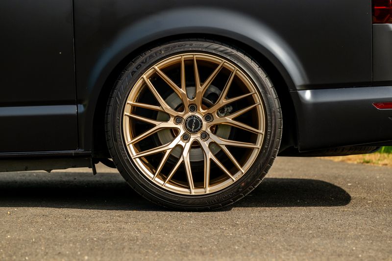 Volkswagen Transporter 2.0 TDI T32 Highline Kombi DSG FWD SWB