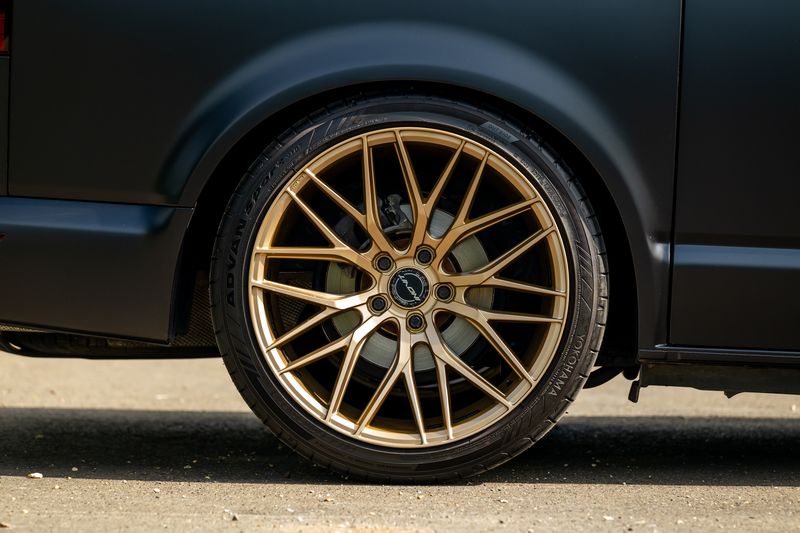 Volkswagen Transporter 2.0 TDI T32 Highline Kombi DSG FWD SWB