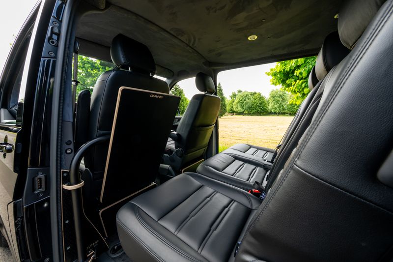 Volkswagen Transporter 2.0 TDI T32 Highline Kombi DSG FWD SWB