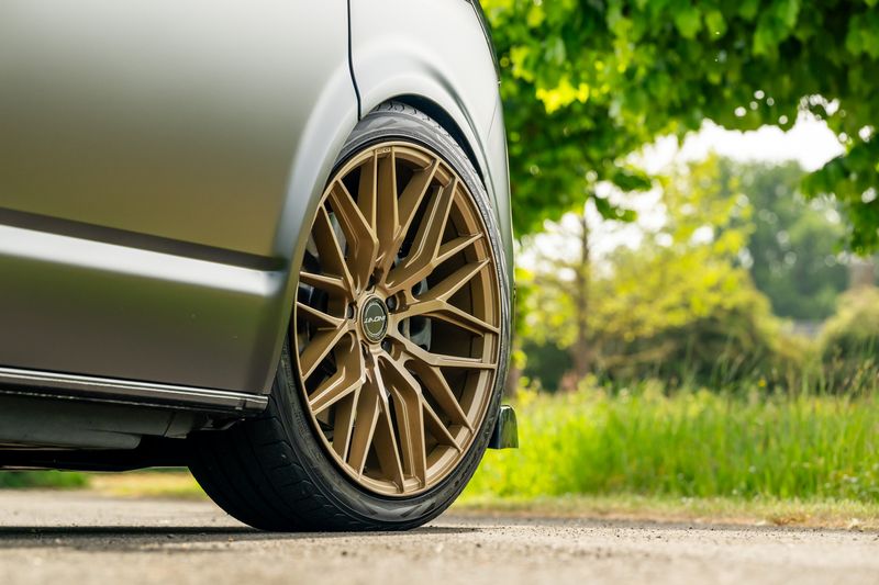 Volkswagen Transporter 2.0 TDI T32 Highline Kombi DSG FWD SWB