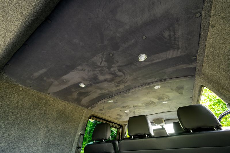 Volkswagen Transporter 2.0 TDI T32 Highline Kombi DSG FWD SWB