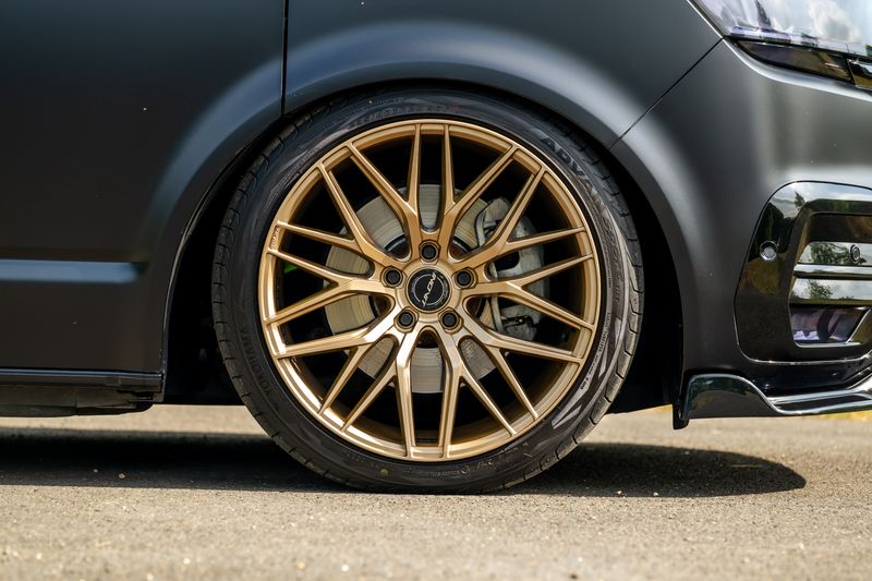 Volkswagen Transporter 2.0 TDI T32 Highline Kombi DSG FWD SWB