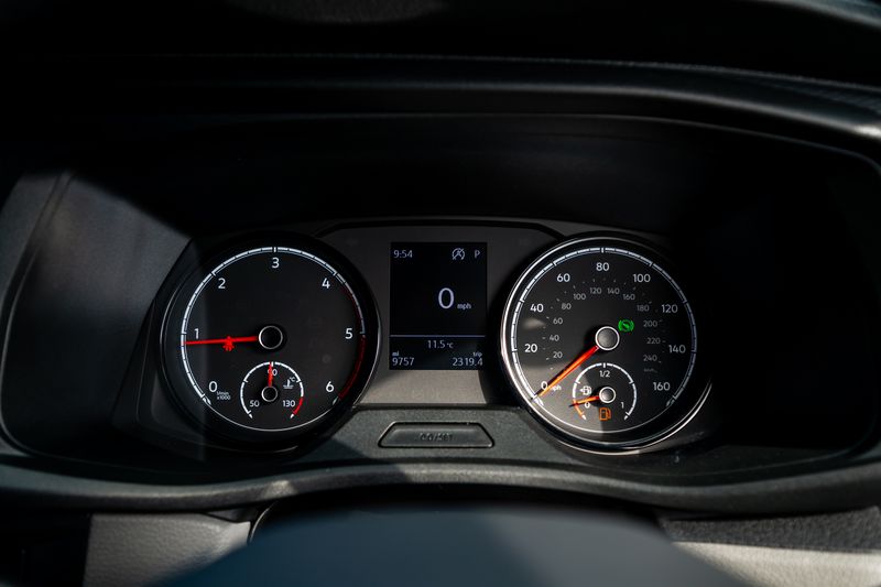 Volkswagen Transporter 2.0 TDI T32 Highline Kombi DSG FWD SWB