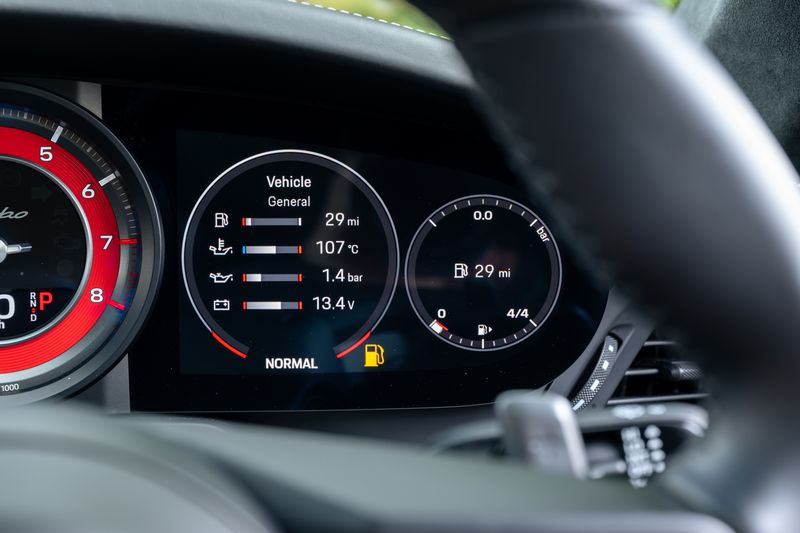 Porsche 911 (992) Turbo PDK