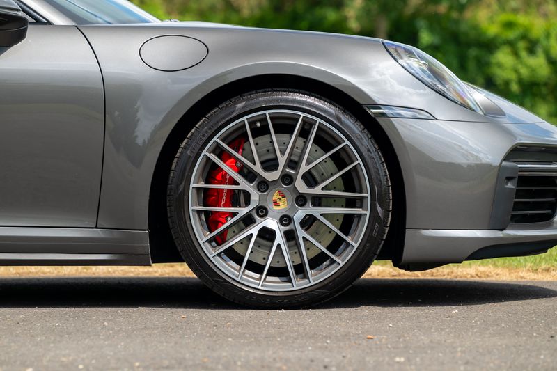 Porsche 911 (992) Turbo PDK