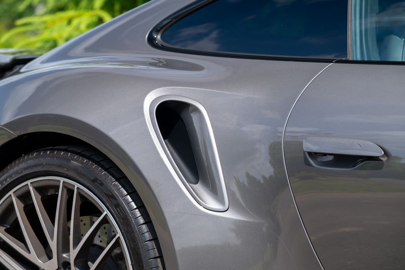 Porsche 911 (992) Turbo PDK