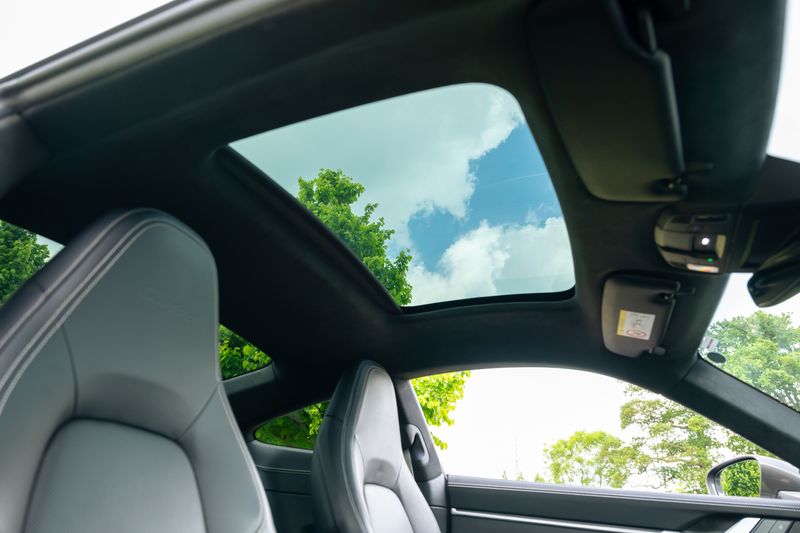 Porsche 911 (992) Turbo PDK