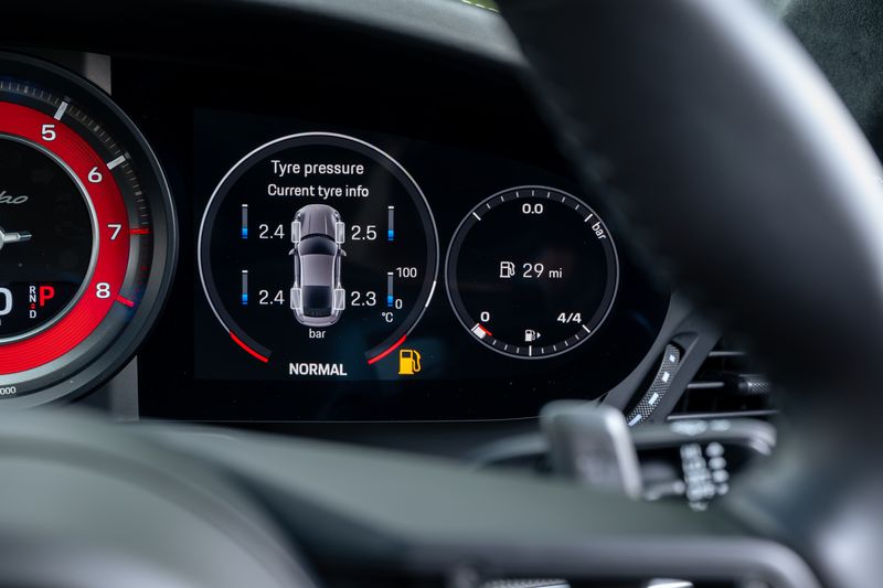 Porsche 911 (992) Turbo PDK