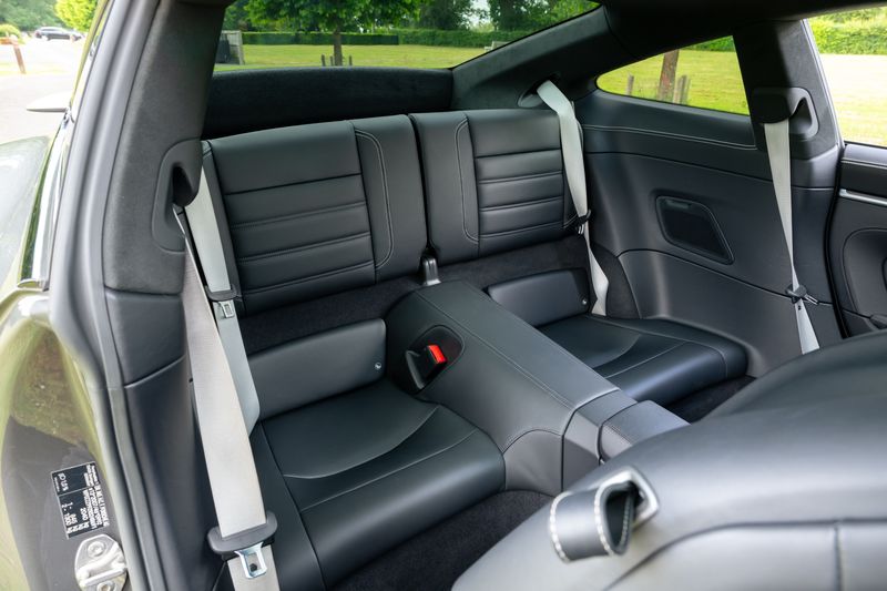 Porsche 911 (992) Turbo PDK