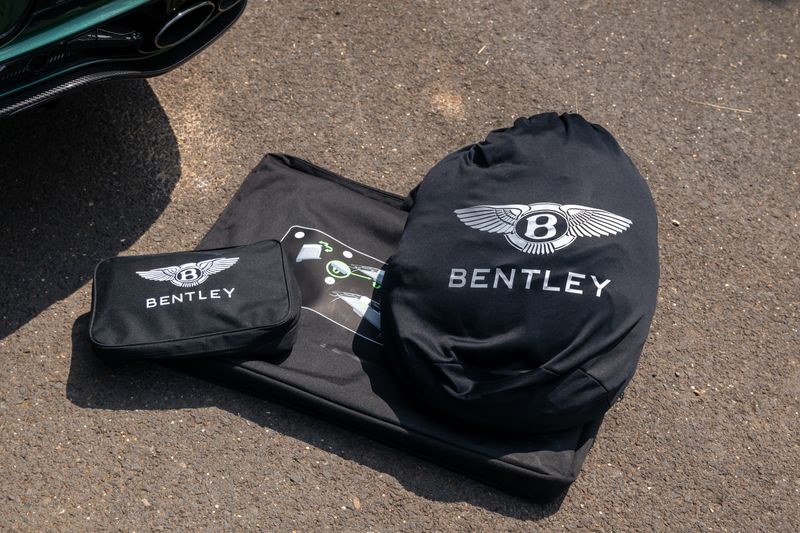 Bentley Continental GTC 4.0 V8