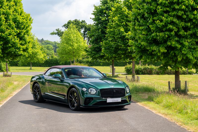 Bentley Continental GTC 4.0 V8