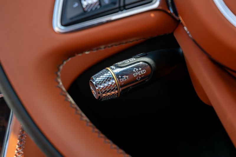 Bentley Continental GTC 4.0 V8