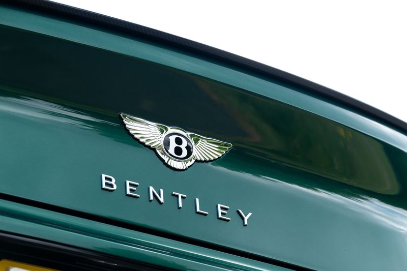 Bentley Continental GTC 4.0 V8