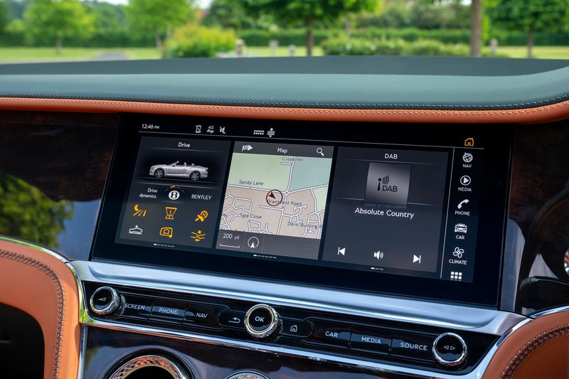 Bentley Continental GTC 4.0 V8