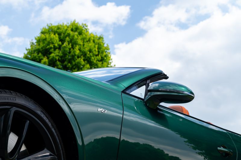 Bentley Continental GTC 4.0 V8