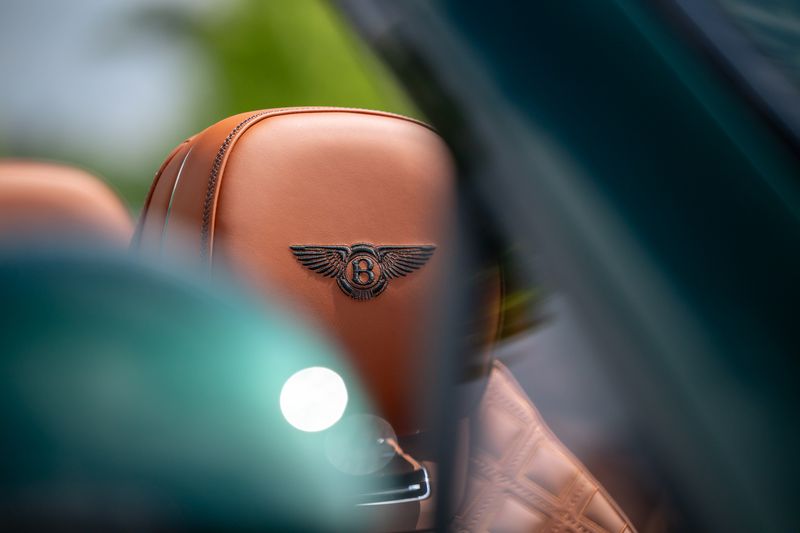 Bentley Continental GTC 4.0 V8