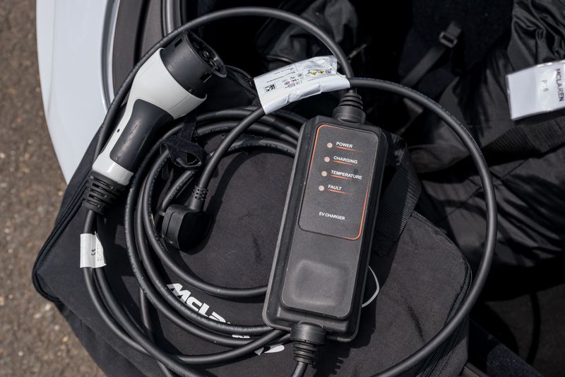 Mclaren Artura (24MR)